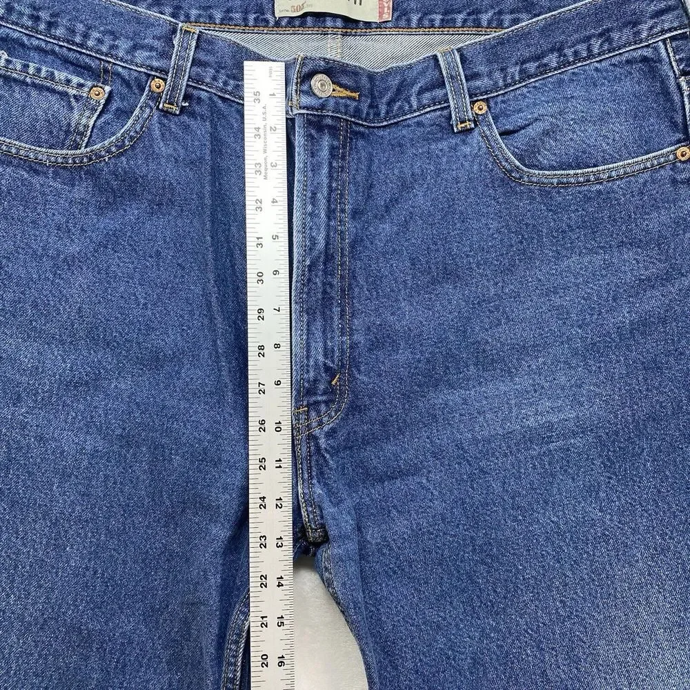 Levi's 505 Jeans Mens 42x32 Regular Straight Blue Denim Medium Wash‎